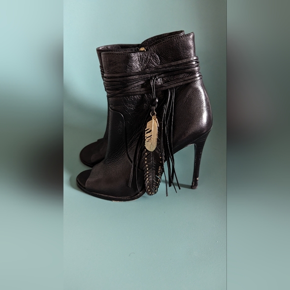 Coach black leather booties size US 8 - Picture 3 of 5